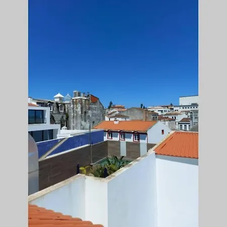 Azorean Flats V Heart Of - Centro