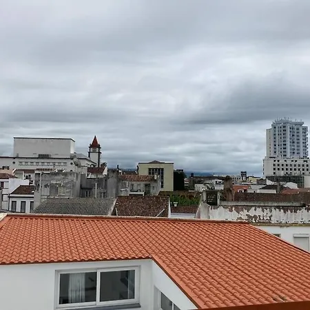 Azorean Flats V Heart Of - Centro Apartment *